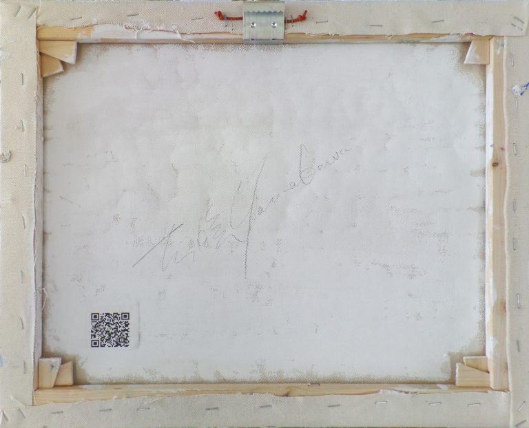 Rückseite eines Gemäldes mit Holzrahmen, Signatur und QR-Code. 