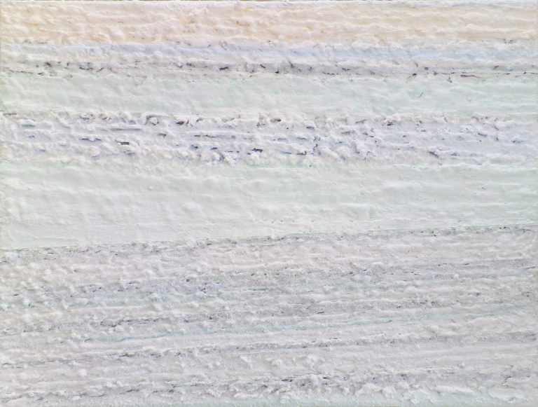 Sanft geschichtete Farbtöne mit einer texturierten Oberfläche. yamakawa.eu/direct-sales-stripes-gallery/gioarchiological-stripes/