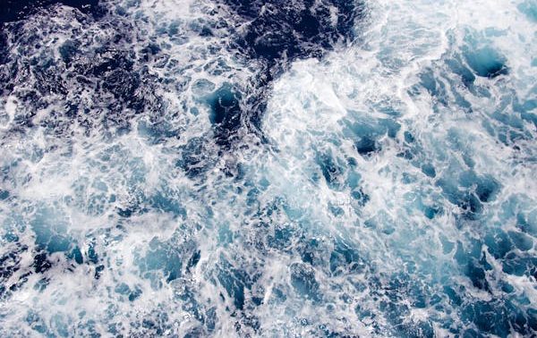 Die Streifenmuster sind die Überschneidung von Zeit und Naturphänomenen.
